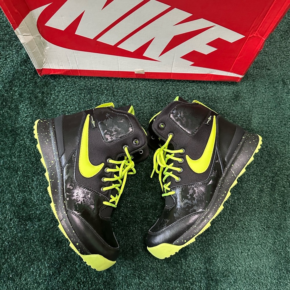 Kids Nike Stasis ACG Black and Neon Yellow High-Tops